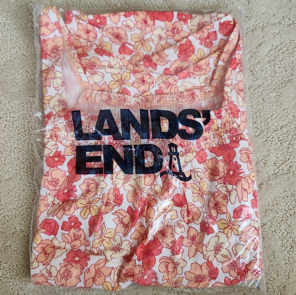 NWT Lands End short sleeve smocked square neck top, XS